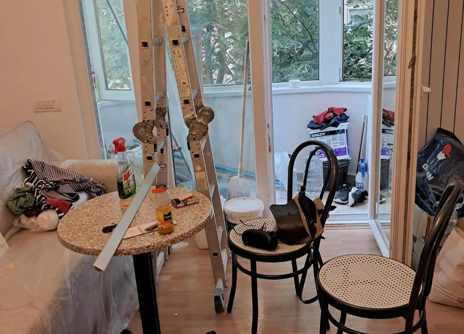 Le Petit Paris Apartamento Bucareste 0*,  Roménia